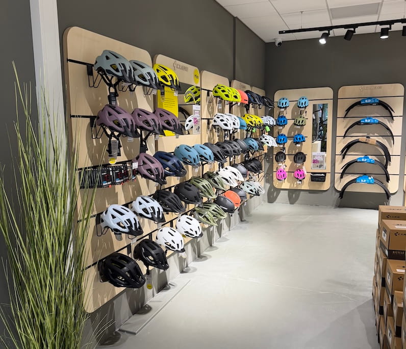Zubehör im CUBE Store Flensburg
