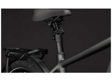 Cube Kathmandu Hyb. Deluxe Pro 800 blackforest´n´chrom