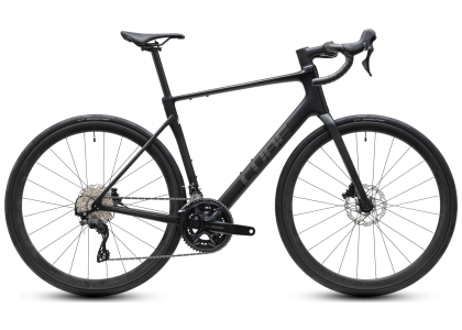 Cube Cube Attain C:62 Race carbon&acute;n&acute;coalchrome